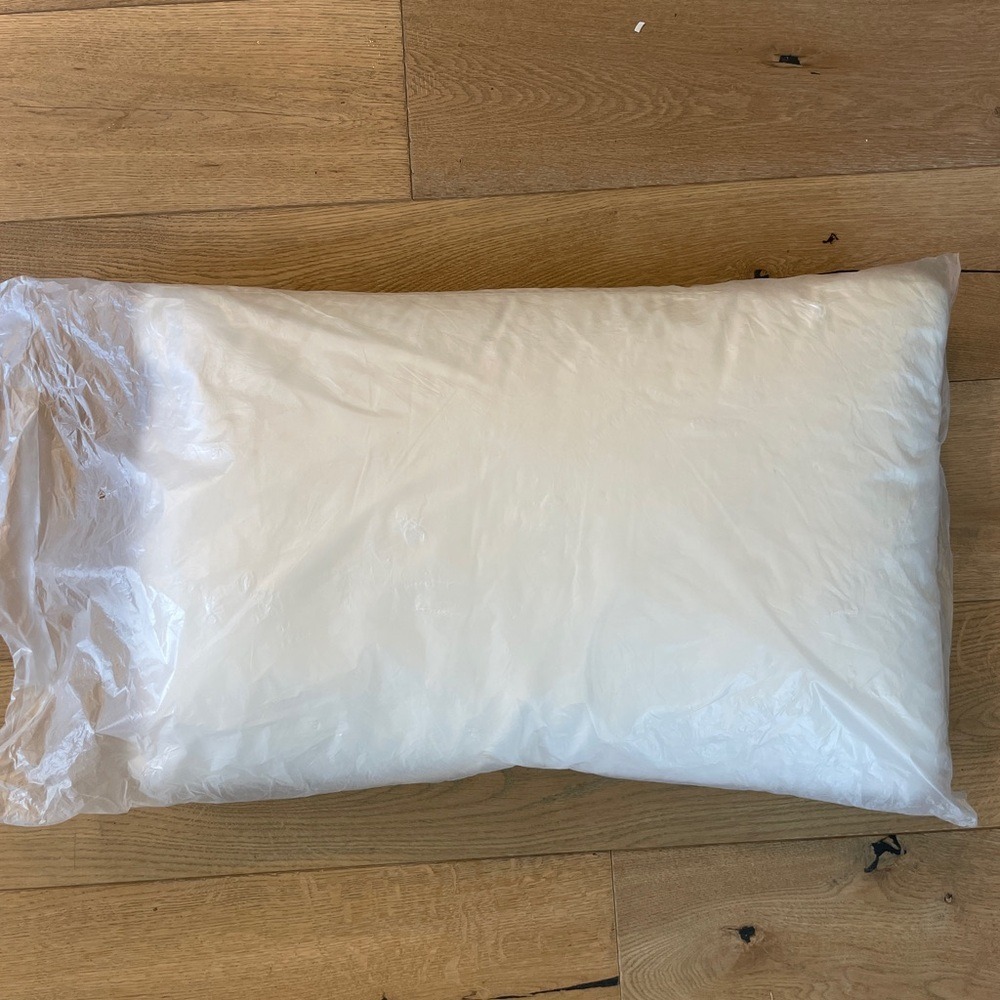 Standard Premium White Pillow